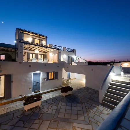 Virginia Villa Ambelas