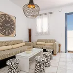 Virginia Villa *