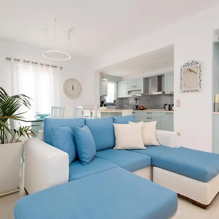 Virginia Villa Ampelas